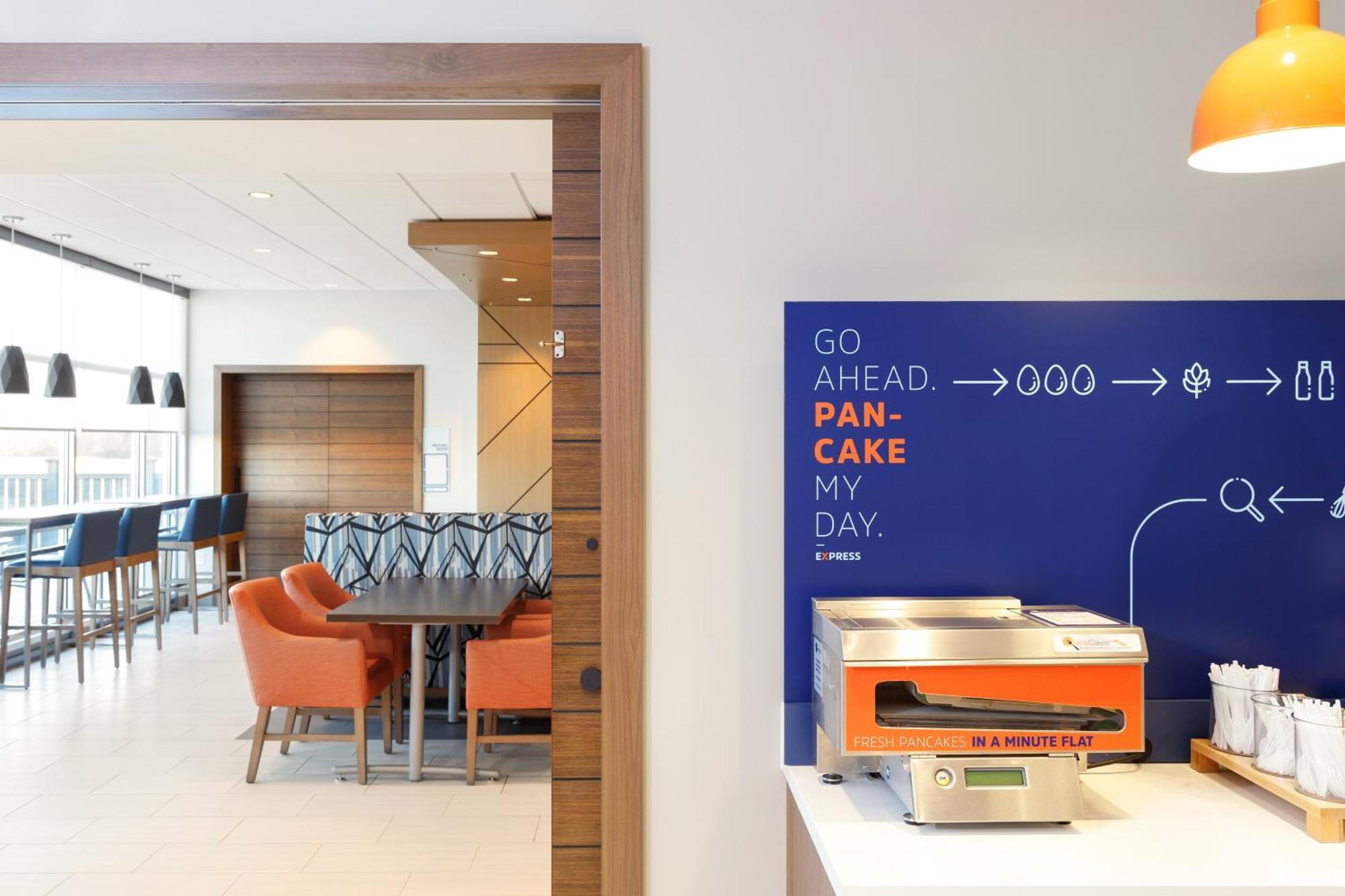 Holiday Inn Express & Suites Memphis East By Ihg מראה חיצוני תמונה