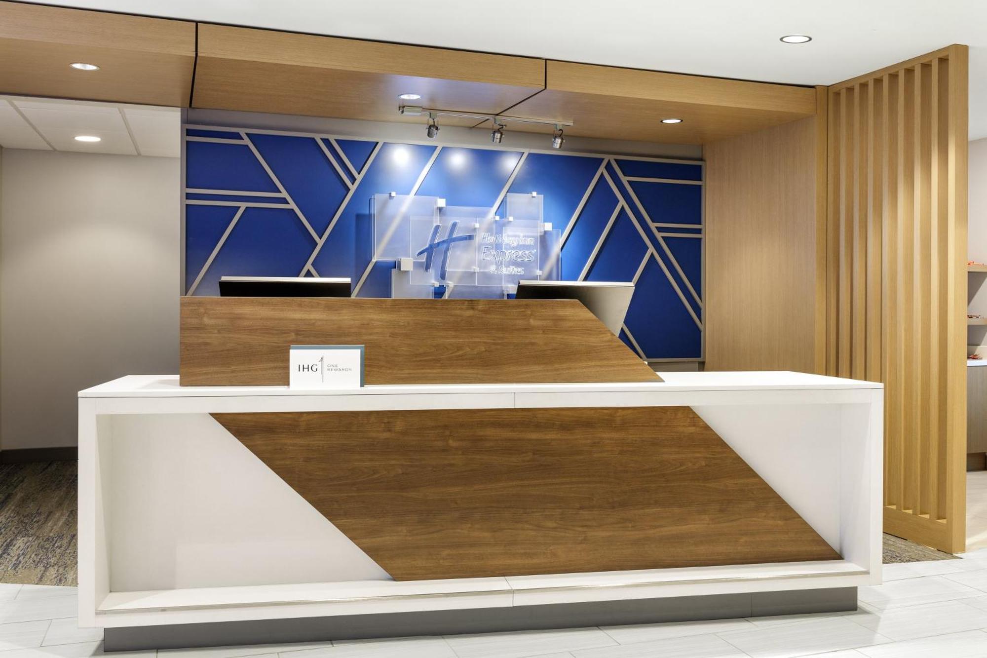 Holiday Inn Express & Suites Memphis East By Ihg מראה חיצוני תמונה